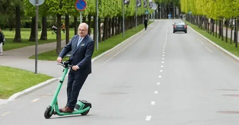 Когда открылся самокат