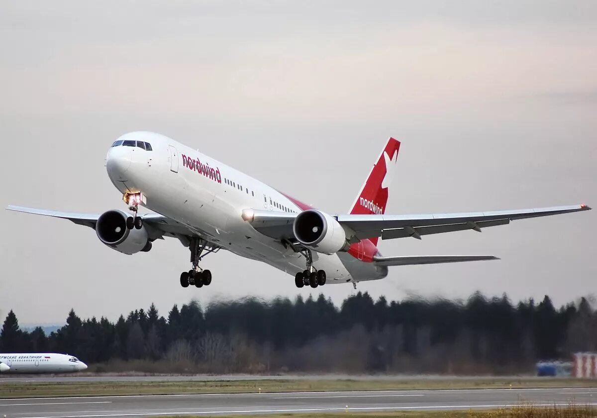 Самолеты авиакомпании северный ветер. 767 Nordwind. Боинг 767 Nordwind. Северный ветер (Nordwind Airlines). Самолеты авиакомпании Nordwind.