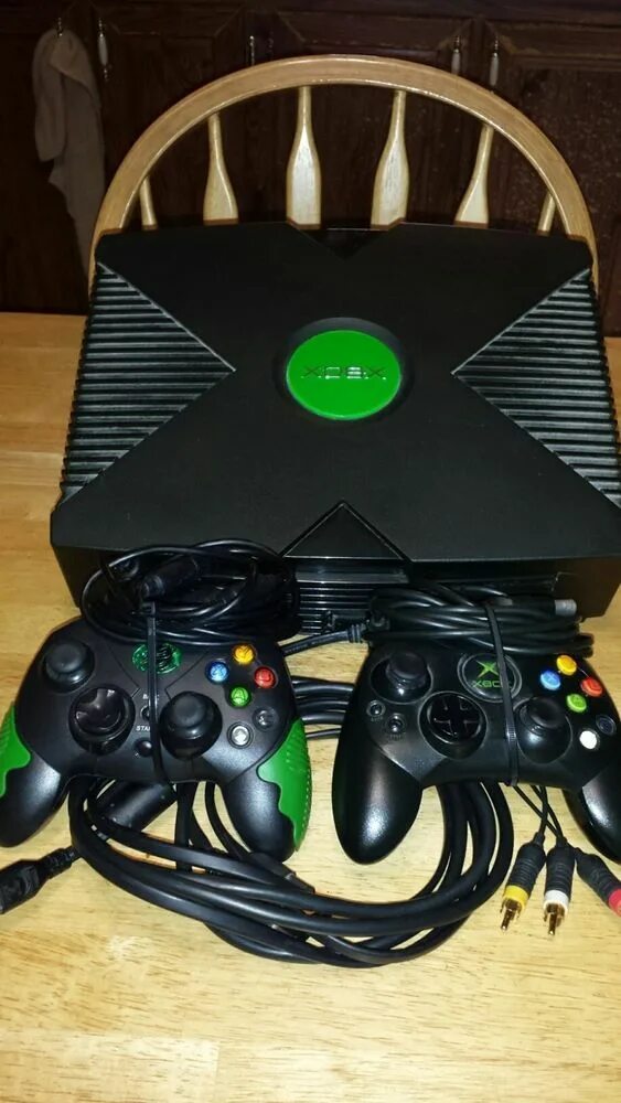 Xbox original games. Приставка Xbox Original. Xbox Original 2005. Xbox Original 2008. Xbox Original игры.