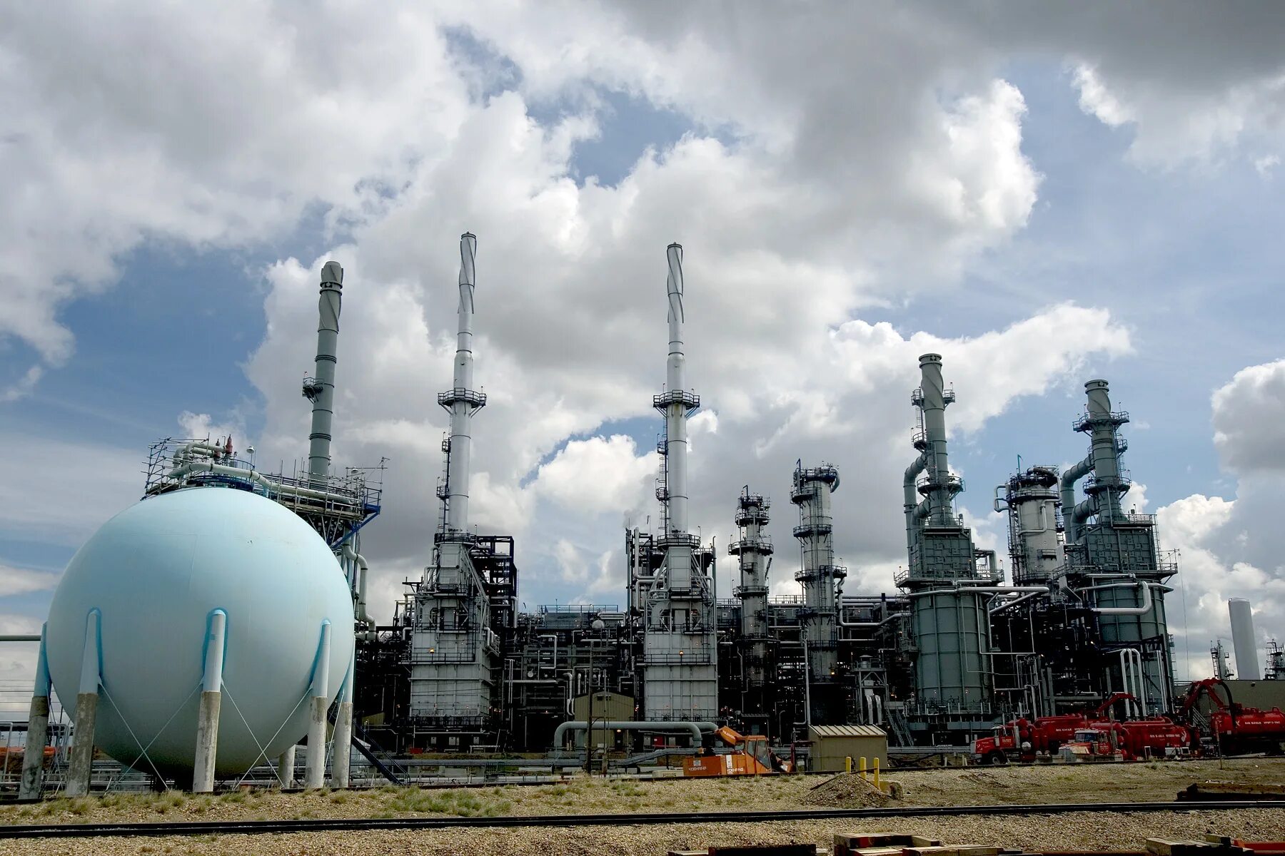 Газораспределительная система. Химическая промышленность болгарии. Газовая промышленность арт. Промышленная безопасность. Испания нпз.