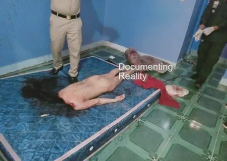 headless woman www.documentingreality.com