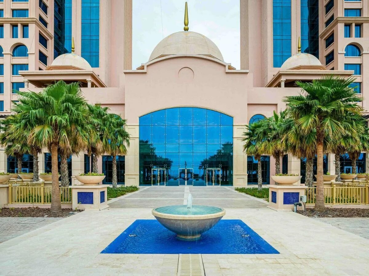 Rixos marina abu dhabi 5 абу-даби пляж. Rixos marina абу даби. Marina abu dhabi. Fairmont абу даби отель. Риксос абу даби 2022.