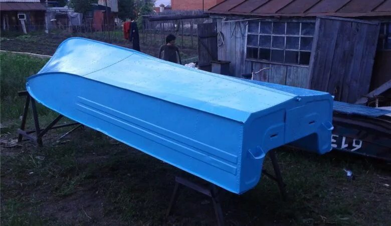 Авито воронежская область лодки бу. Казанка пионерка фото. Лодка волжанка декор борта. Малютка 2 лодка 1979 u. Лодка казанка воронеж.