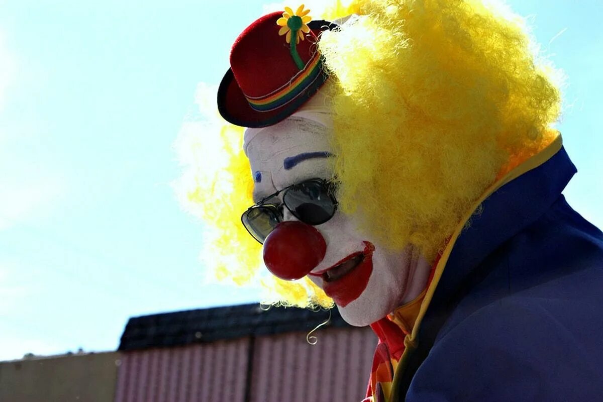 Клоун армия. Клоун а4 без маски. Фото клоуна. Смешной клоун. Ржачный клоун.