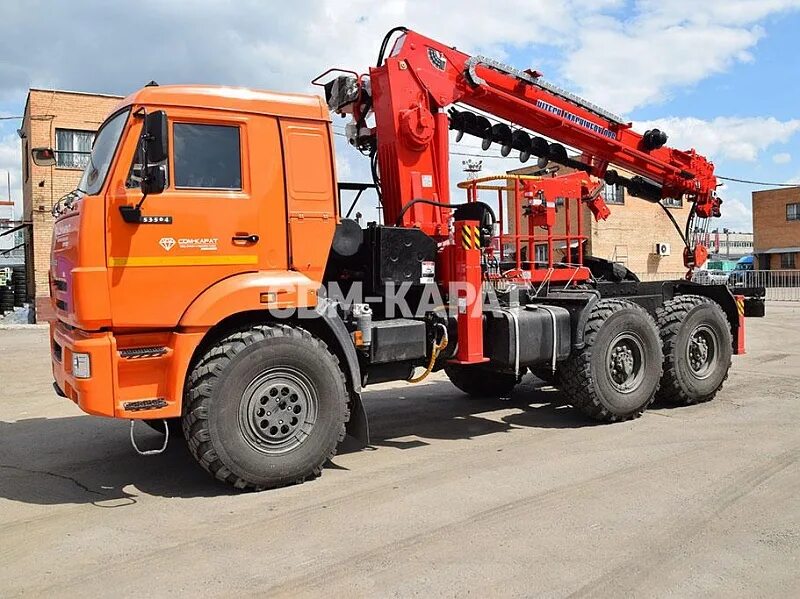 Камаз бкм. Камаз 53504 с кму. бкм камаз 43118. бурильно-крановые машины камаз. бкм на базе камаз 43118.