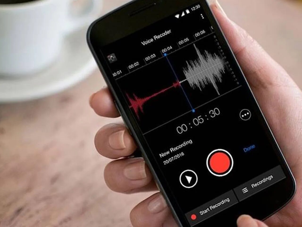 Диктофон. Диктофон на смартфоне. Запись на диктофон. Записывает на диктофон. Диктофон звонков на андроид