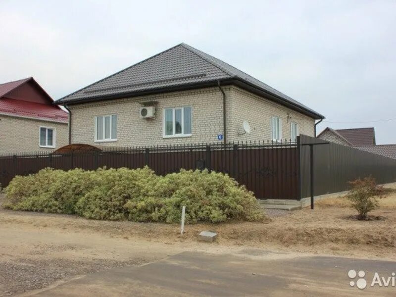 коттедж лиски. авито лиски недвижимость. лиски частный сектор. домик в лисках воронежской области. лиски воронежская область парковая улица.