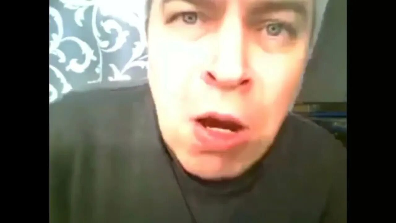 Обои с надписью учи уроки. Иди делай уроки дебил. Иди учи уроки. Учи уроки дебил. Учи уроки фото.