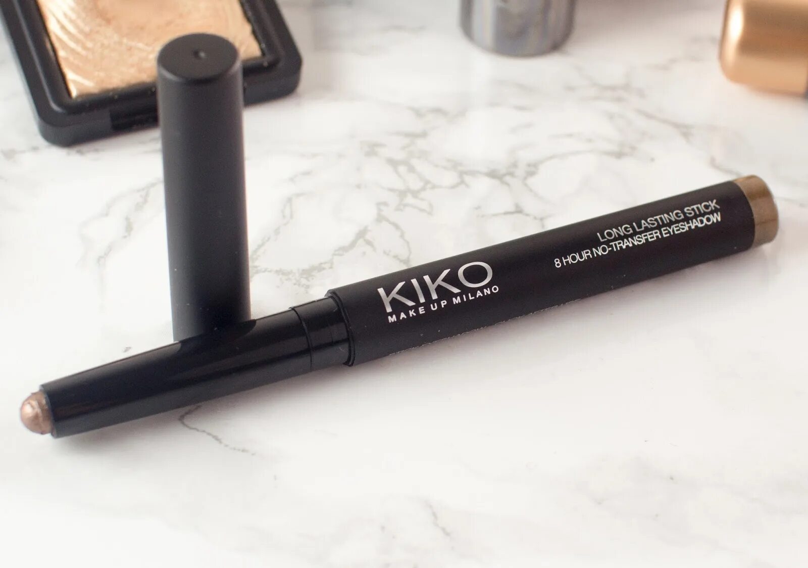 Kiko Milano long lasting Eyeshadow Stick. Kiko Milano long lasting Eyeshadow Stick 31. Kiko Milano long lasting Eyeshadow Stick 60. Kiko Eyeshadow Stick.