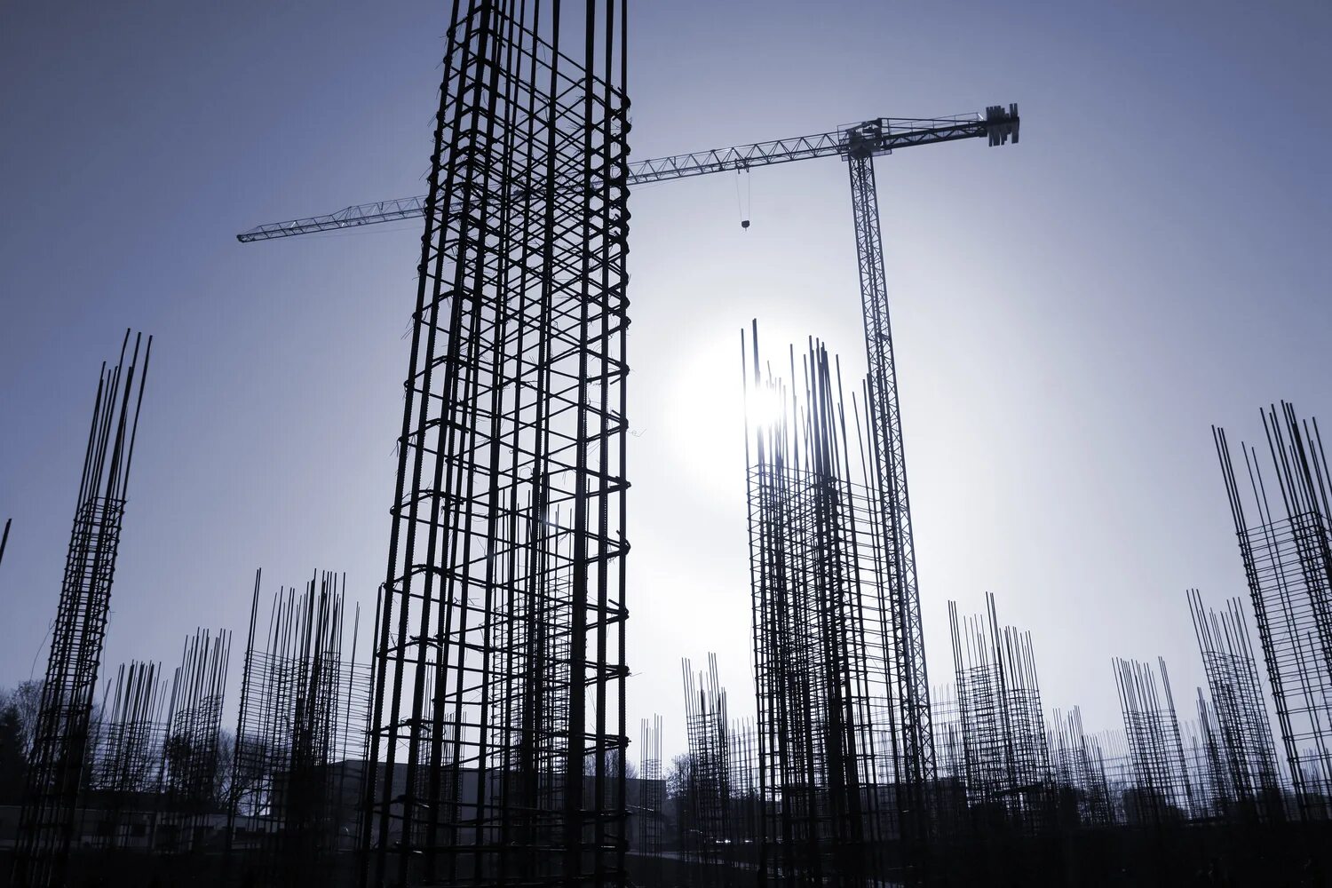 Building construction site. Углеволокно в строительстве небоскребов. building construction slider. steel construction. blb building construction.