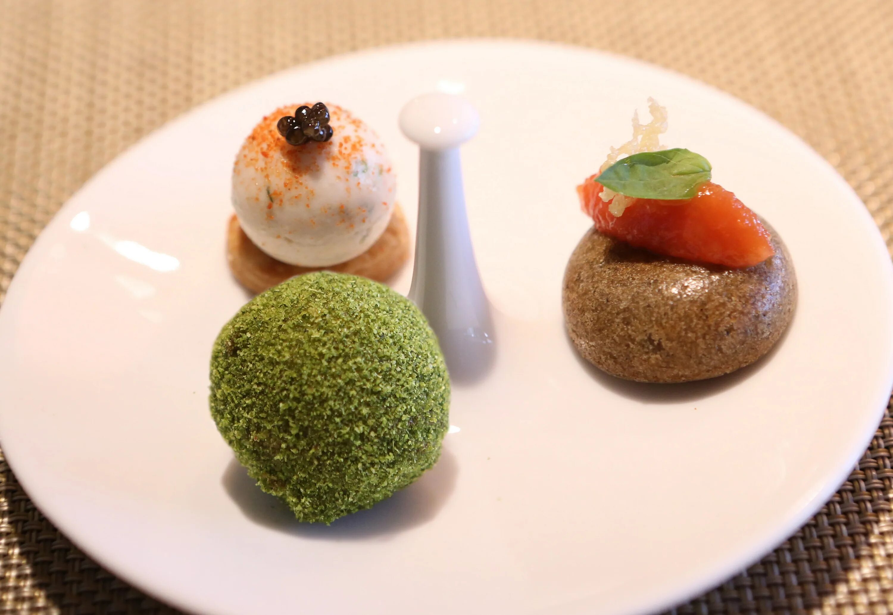 Закуски амюз буш. Amuse bouche (амюз буш). Амюз буш. Амюз буш. Закуски амюз буш.