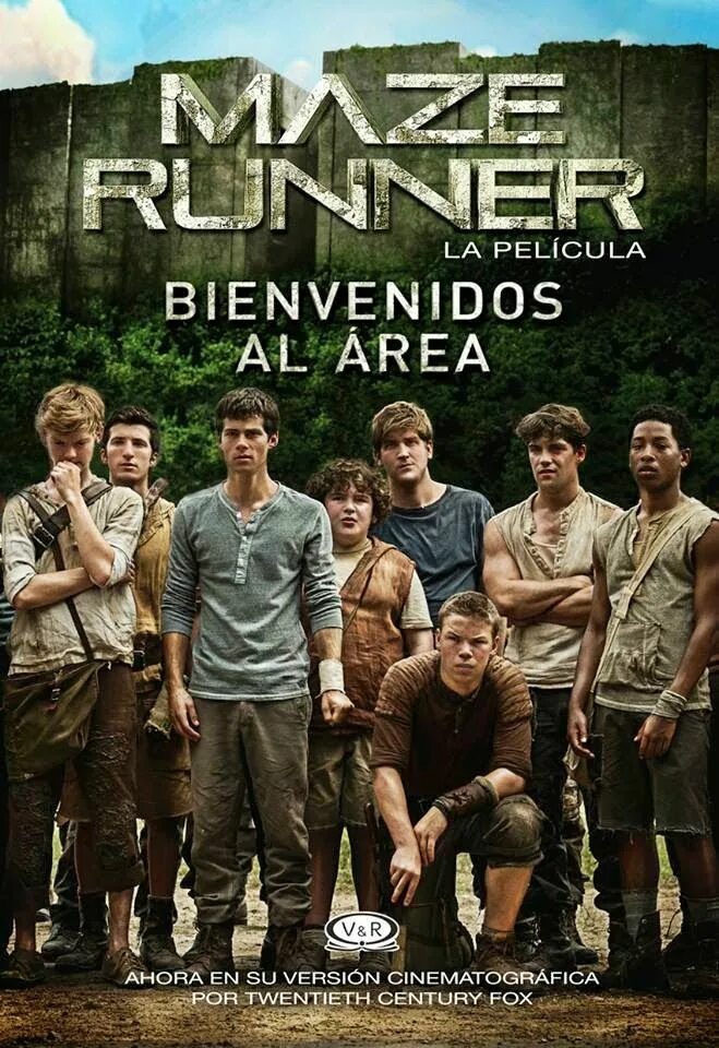 Бегущий в лабиринте сколько всего. The maze runner. the maze runner 2014 poster. the maze runner книга. бегущий в лабиринте на английском.