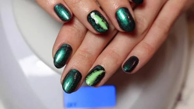Chameleon Nail Glitter Powder Nail Polish review from bornprettystore.com #naild