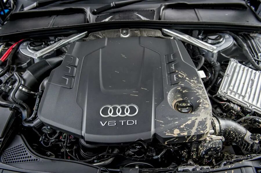 Капот а6 с6. 3.0 V6 Audi a7. Ауди а6 с7 моторный отсек. Audi a6 c7 3.0 TDI двигатель. Audi a4 quattro 3.0 двигатель v6.