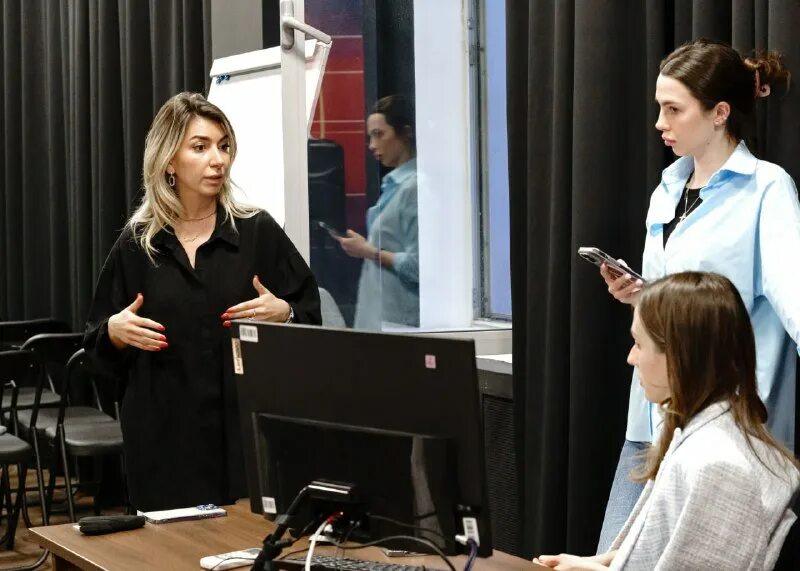 первая академия медиа плеханова. обучение продюсер. академия медиа. стажировка в диджитал агентстве. институт первая академия медиа.