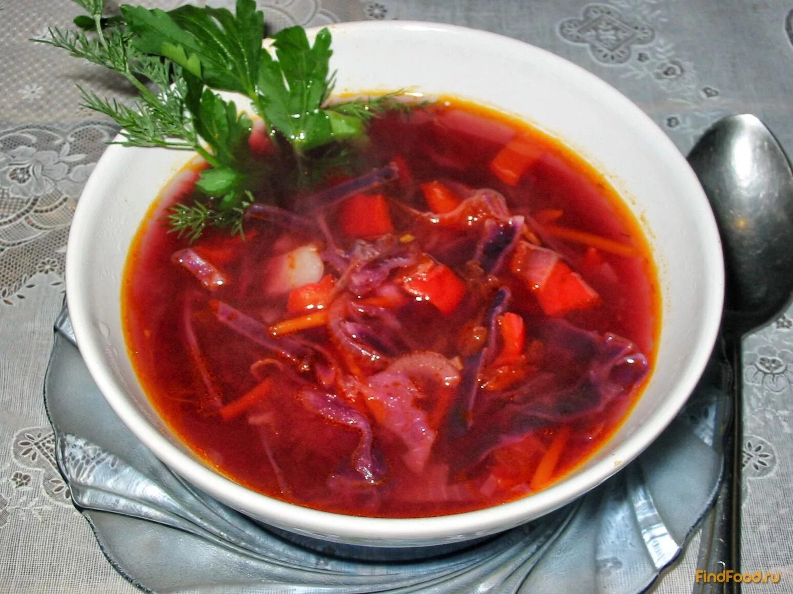 Щи из краснокочанной капусты. Щи с краснокочанной капустой. Краснокочанную капусту можно варить щи. Щи из краснокочанной капусты. Гордон рамзи краснокочанная капуста.