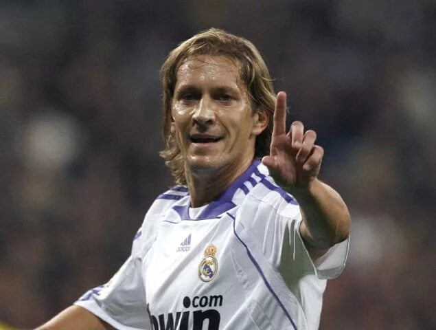 митчелл футболист реал. Michel salgado футболист. хосе гонсалес реал. Salgado футболист. мичел сальгадо футболист.