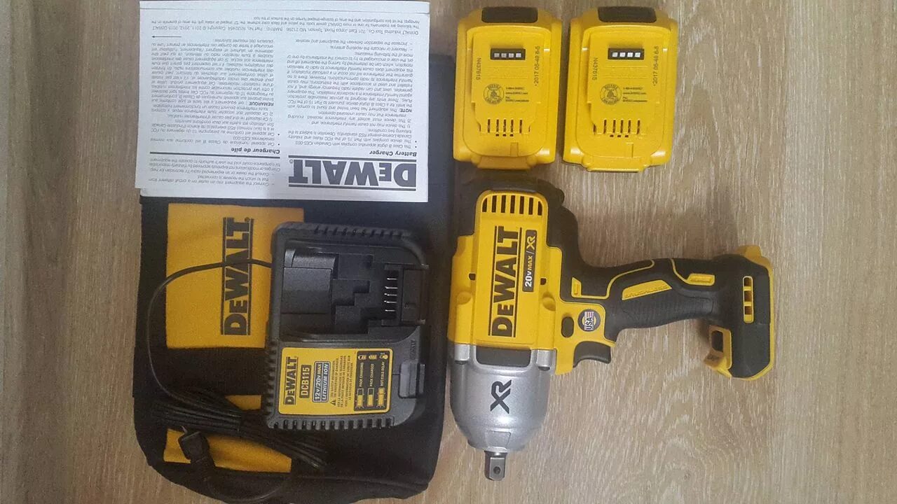 Шуруповерт 18 вольт 4 ампера. Dewalt dcf899p2. гайковерт деволт 88 вольт. шуруповёрт деволт 14 вольт. гайковерт аккумуляторный деволт 18 вольт 921.
