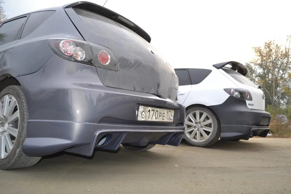 Задний бампер мазда 3 бк. Сплиттер задний Mazda 3 BK. Задний бампер Мазда 3 МПС. Диффузор заднего бампера Mazda 3 MPS. Сплиттер Мазда 3 БК.