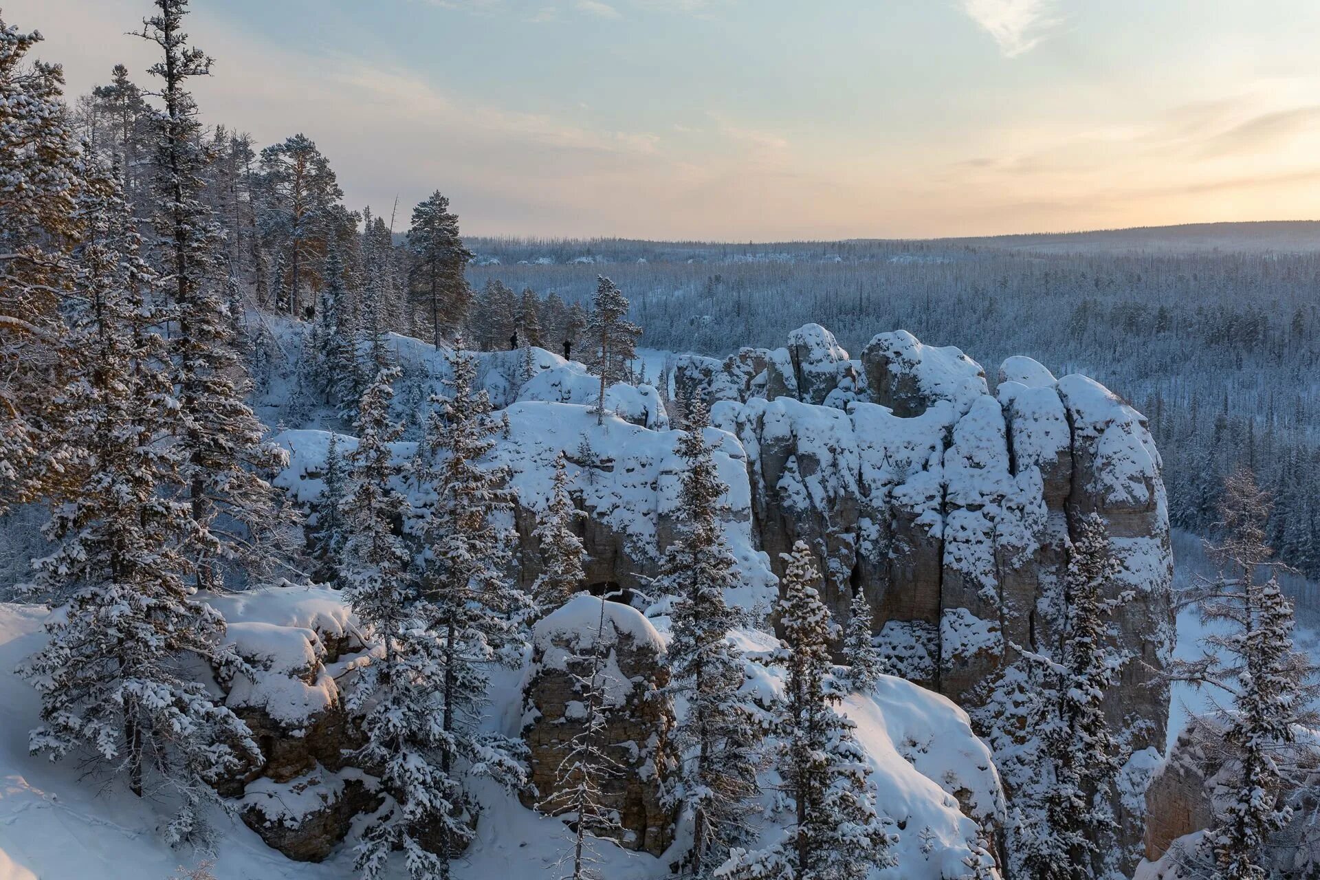 ленские столбы якутия зима. якутия саха зимой. природный парк ленские столбы зимой. якутия зимой. ленские столбы зима.