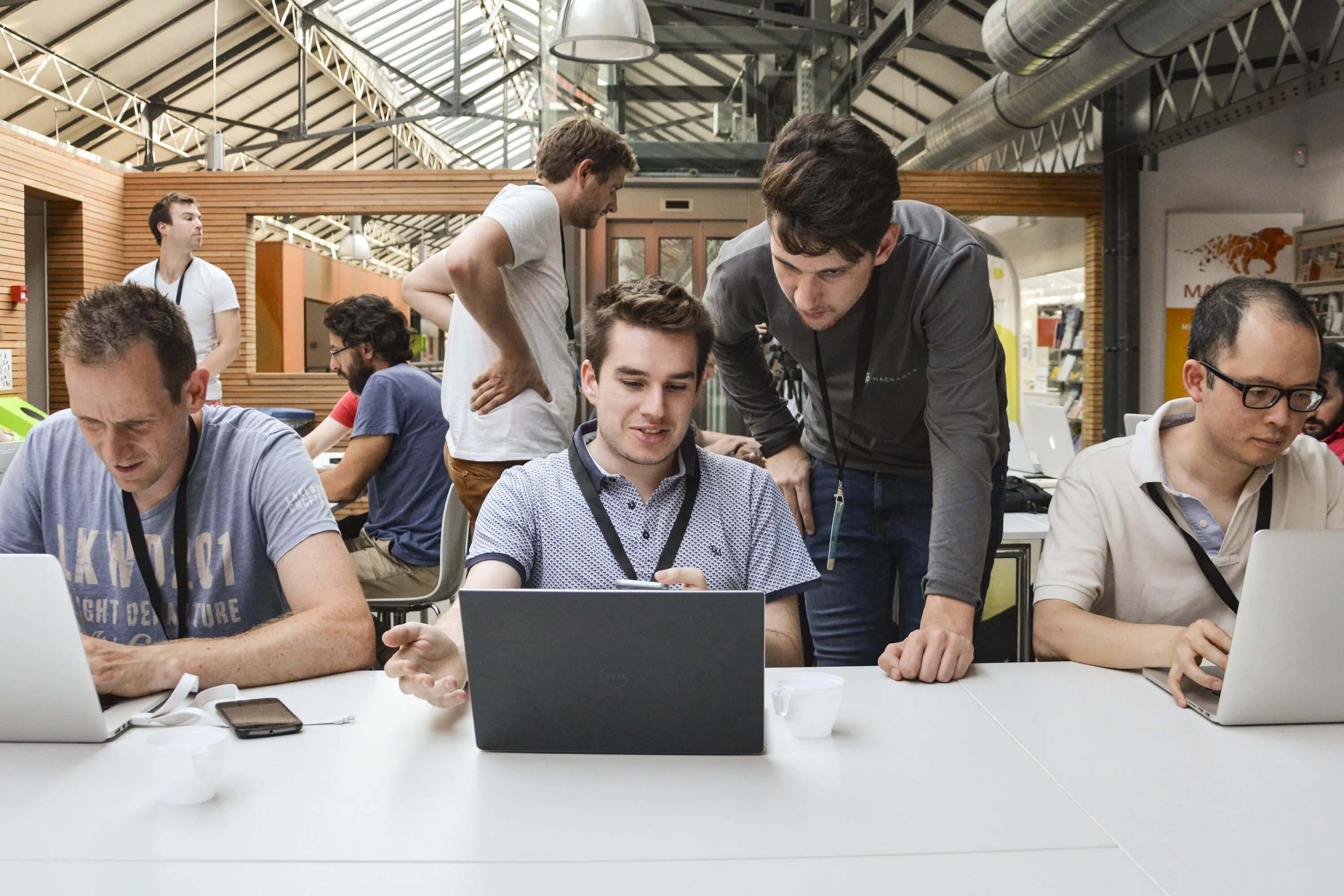 We work логотип. Wework сериал. Wework стартап. We work коворкинг москва. Wework тимура фрунзе.