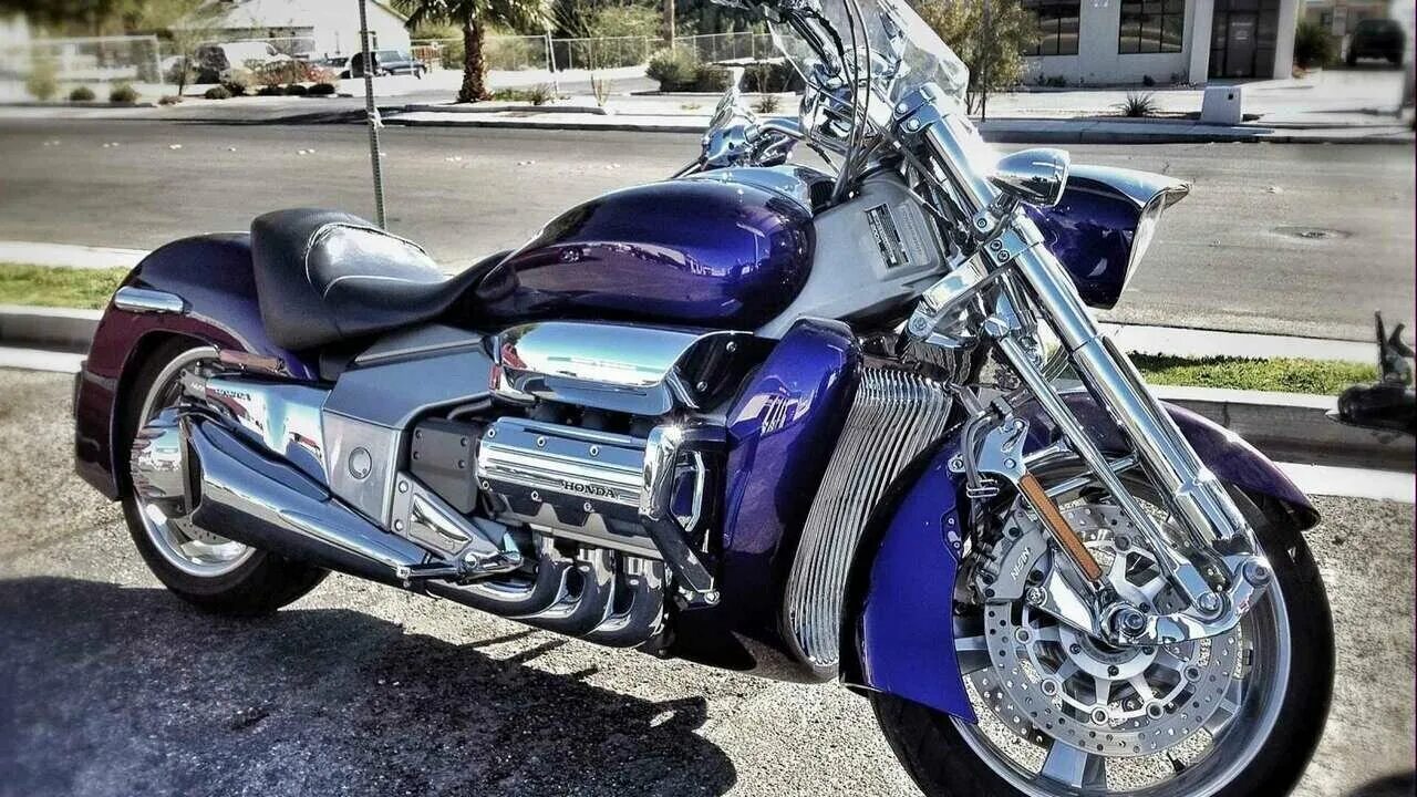 Мотоцикл Honda Valkyrie 1800. Мотоцикл Honda Valkyrie 1800 2020. Хонда Валькирия 1800 2019. Мотоцикл Honda Valkyrie чоппер.