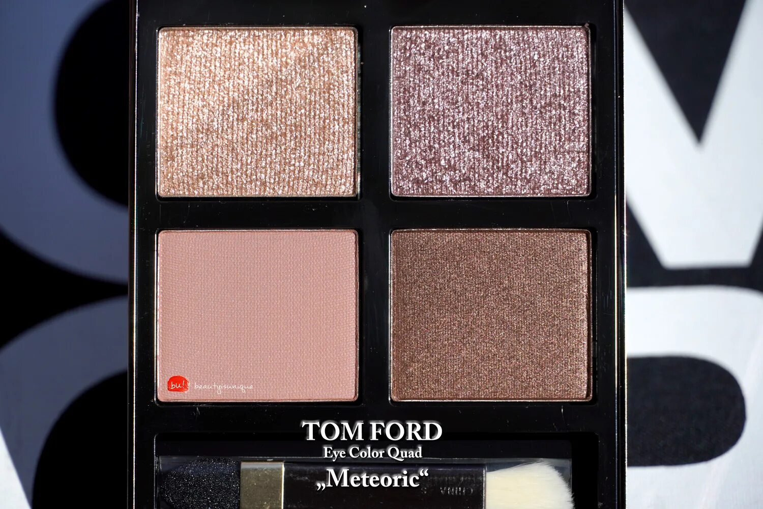 Купить тени тома форда. Tom Ford meteoric тени. Тени том Форд 27 meteoric. Tom Ford Quad Palette. Тени Tom Ford 27.