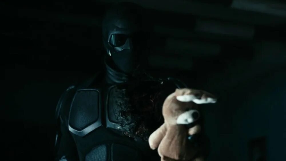 как выжил черный нуар. черный нуар клон хоумлендера. нуар из пацанов. как выжил черный нуар. черный нуар клон хоумлендера.