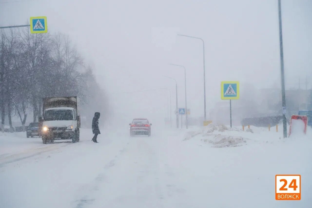 Погода волжск сегодня по часам. Снежные заносы. Марий Эл заснеженная. Подслушано Волжск Марий Эл. Гололедица на дорогах.