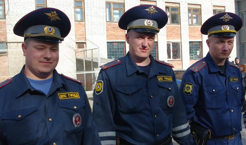 Гибдд южноуральск. Сотрудники ГАИ Г Южноуральск. Полиция Южноуральск. Начальник ОГИБДД Южноуральский. Рэп ГАИ Южноуральск.