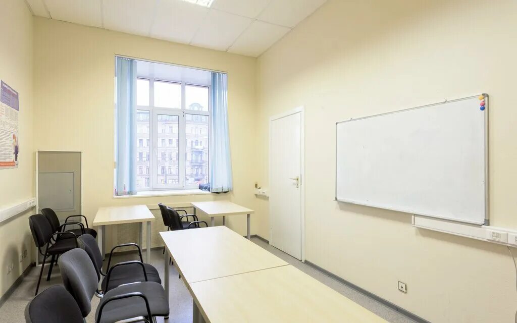 студия для съемок школьный класс. арендовать помещения школы. помещение для занятия танцами. ягуновская сош кемеровский район. отделка коммерческих помещений.