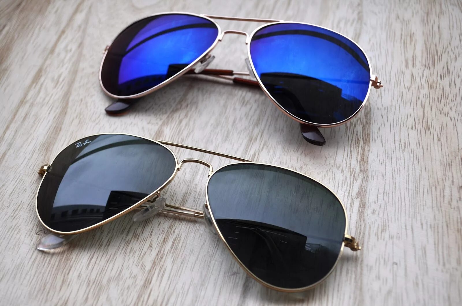 Как отличить очки ray ban. Ray bansunglasses aviateor Blue. Ray ban пластиковые очки. Солнцезащитные очки с ray ban с зеркальными линзами Aviator. Очки ray ban Aviator мужские.