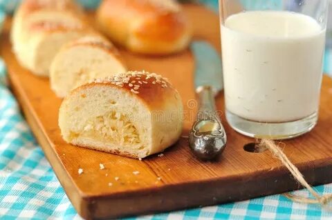 Рецепт булок с молоком