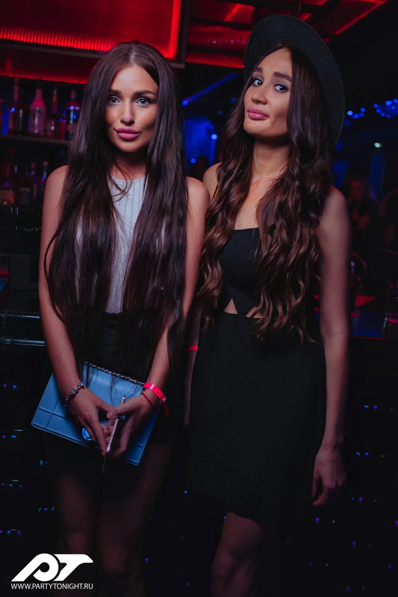 клуб - milo club. юник клуб владивосток. девочки в клубе. E c a club. молли |кострома.