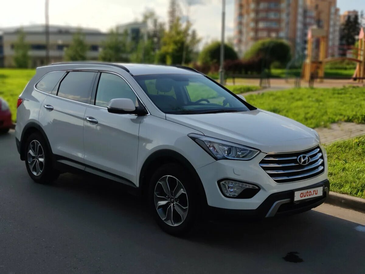 Купить гранд санта. Hyundai Santa Fe III 2014. Hyundai Santa Fe 2014. Хендай Санта Фе 2014. Хендай Гранд Санта Фе 2014.