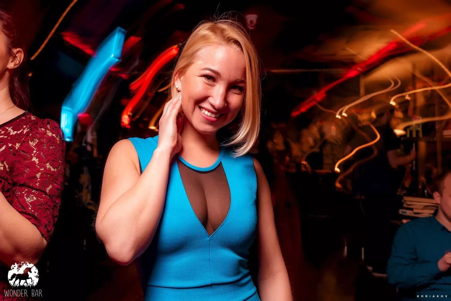 Wonder bar. Вандер бар пермь. Дизель пермь бар. Wonder bar пермь. Wonder bar.