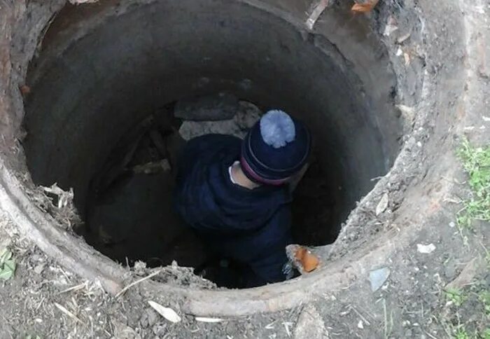 Погода на неделю в колодцах. Прогноз погоды краснодон. Чей колодец теплосеть. Опоры под трубы в колодцах. Открытый колодец.