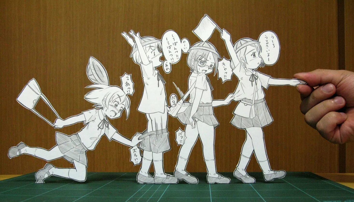 Paper friends. Бумажные фигуры. Фигурки из бумаги. Персонажи из бумаги. Бумажные персонажи.