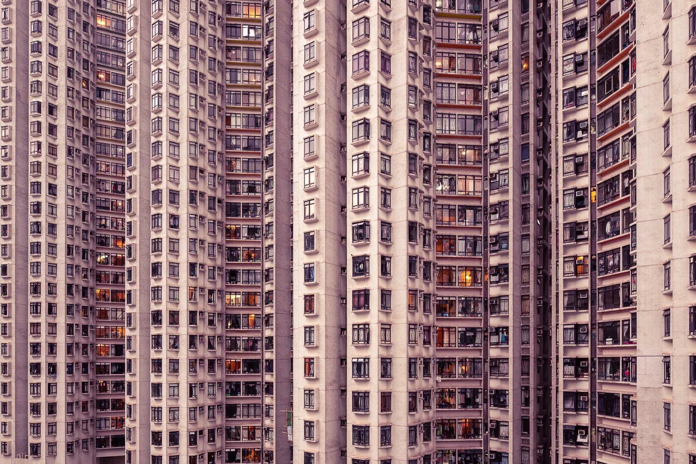Человейники гонконга. Человейники москвы пик. Дом муравейник в кудрово. Человейники пик. Человейники москвы пик.