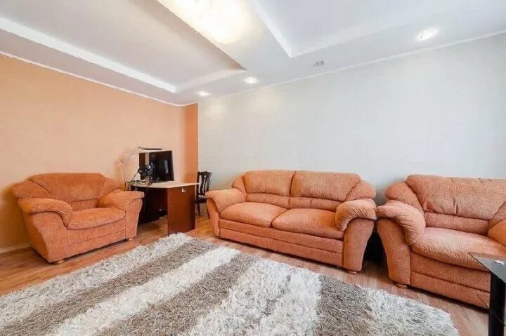 квартиры в рыльске снять посуточно. квартиры в рыльске. ноглики снять квартиру посуточно за 1000 рублей. лофт рыльск гостиница. снять квартиру в саратове посуточно.