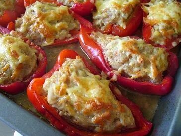 Перец фаршированный с мясом запечь в духовке