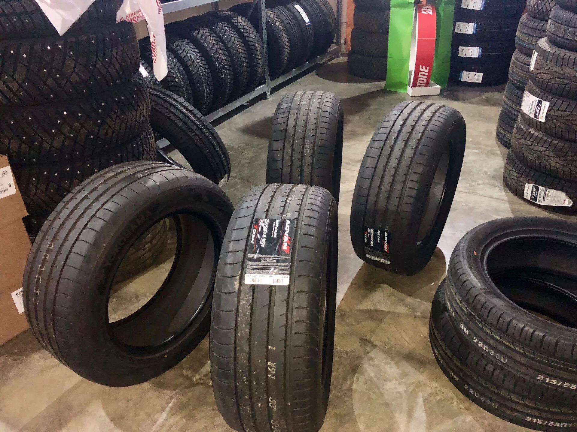 Yokohama advan sport 265 50 r20. Yokohama advan sport v105. Yokohama advan sport. Yokohama v103 265/50r19. Yokohama advan v105.