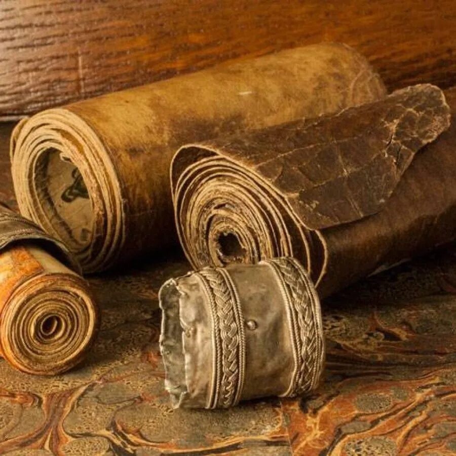 Папирусные свитки древней греции. Старинный пергамент. Бумага древней руси. Бумага древней руси. Старинный пергамент.