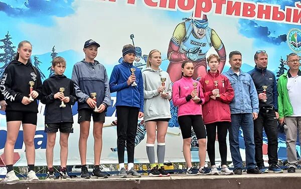Березка богданович. Спорт база берёзка богданович. детская музыкальная школа тавда 2006.
