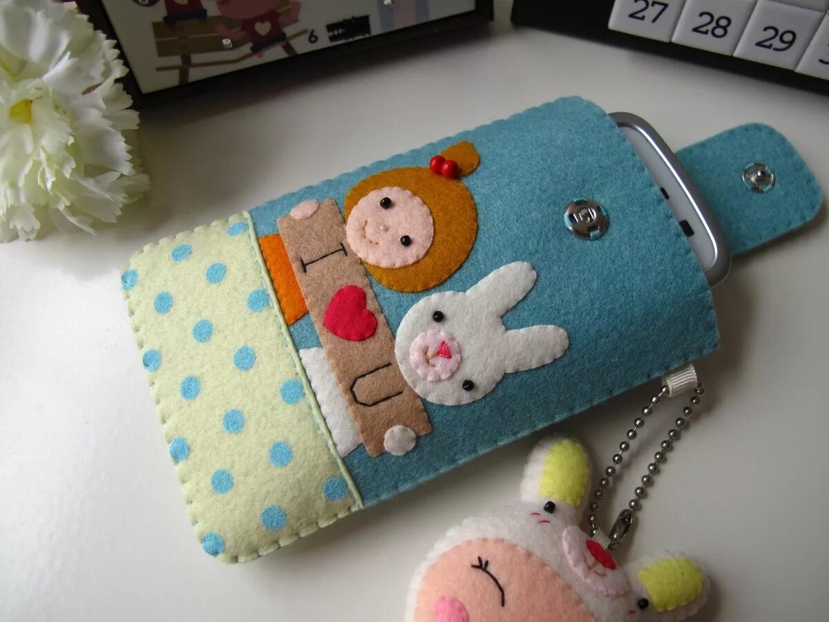 что сделать из фетра. поделки из фетра своими руками. магие игрушки из фетра. фетр игрушки. что сделать из фетра.