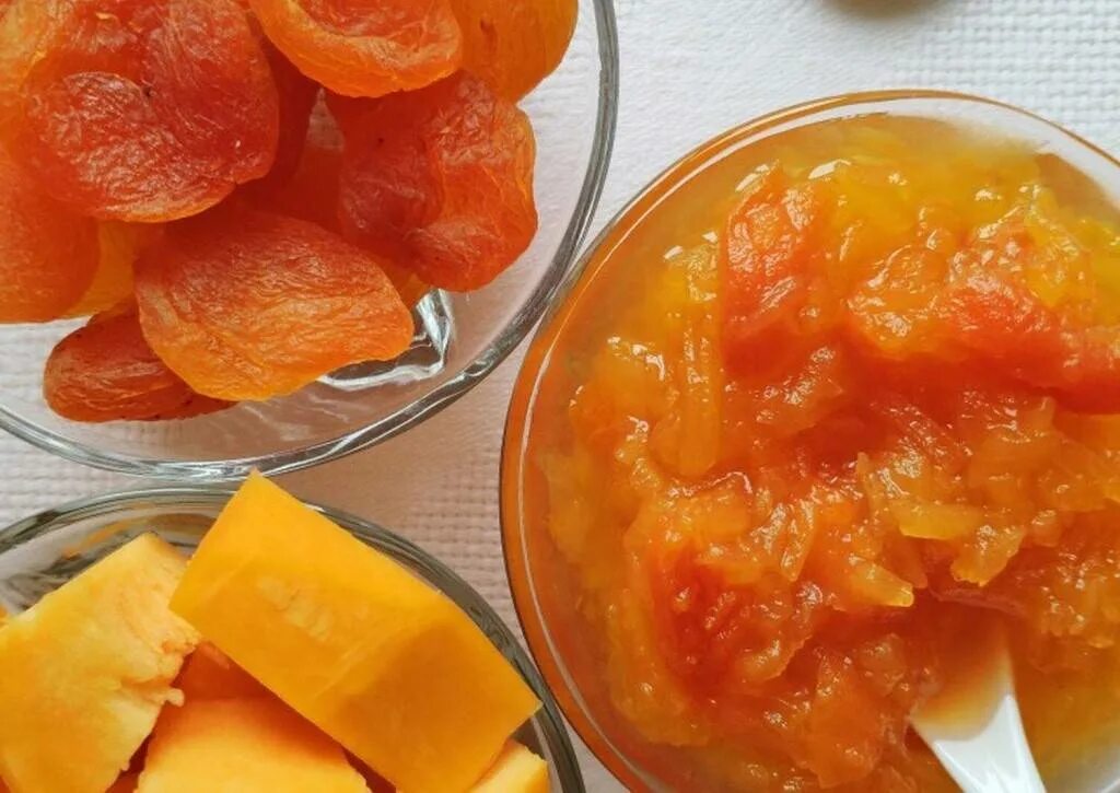 Рецепт варенья из тыквы на зиму. Варенье из тыквы с курагой. тыквенное варенье с курагой. варенье из кураги. повидло из тыквы.