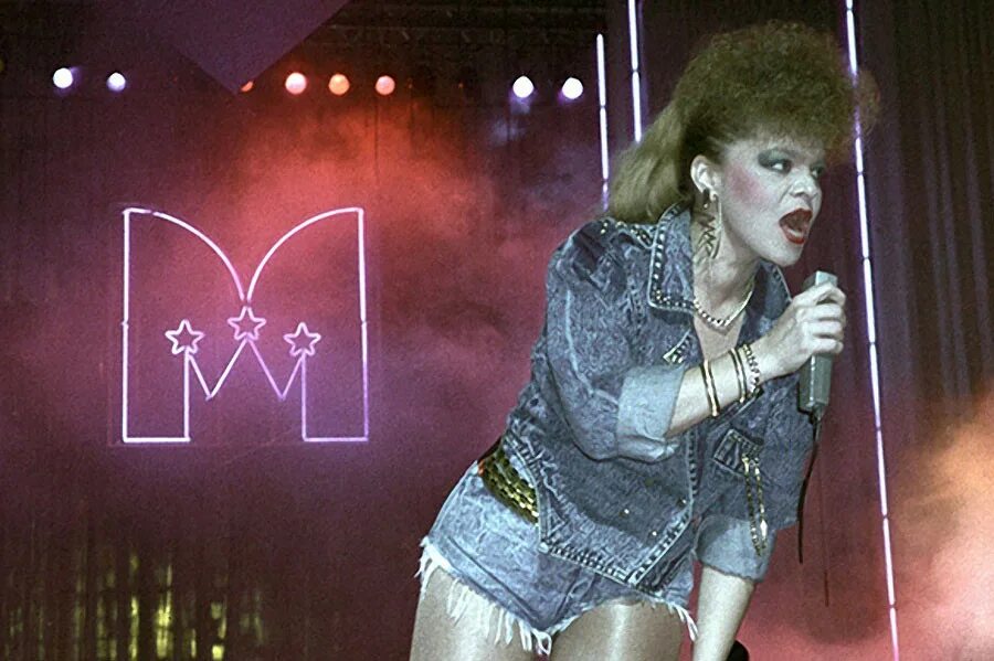 лариса долина 1990. лариса долина в молодости. лариса долина в молодосьт. лариса долина в молодости. лариса долина 1990.