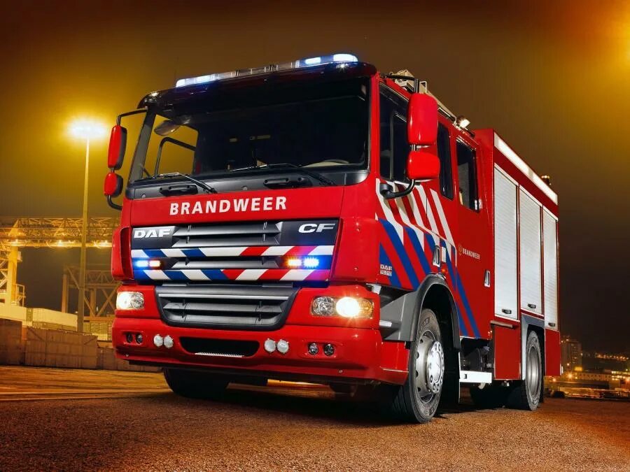 Сонник пожарная машина. Сонник пожарная машина. Аэродромный пожарный автомобиль. Сонник пожарная машина. Крутой пожарный.