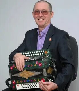 Участник сыграть