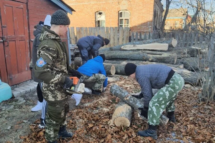 День добровольца военного. ПВСЦ разведчик Белово. Военные волонтеры. Военное волонтерство. Патриотический клуб разведчик Белово.